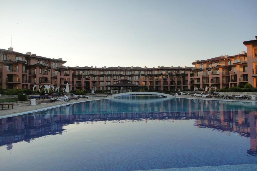 La Casa Del Mar Kaliakria - Стилен Апартамент В Калиакрия Резорт Topola Ngoại thất bức ảnh